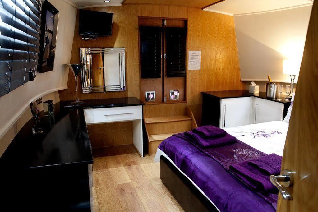 The Joker Boat Hotel ลิเวอร์พูล ภายนอก รูปภาพ